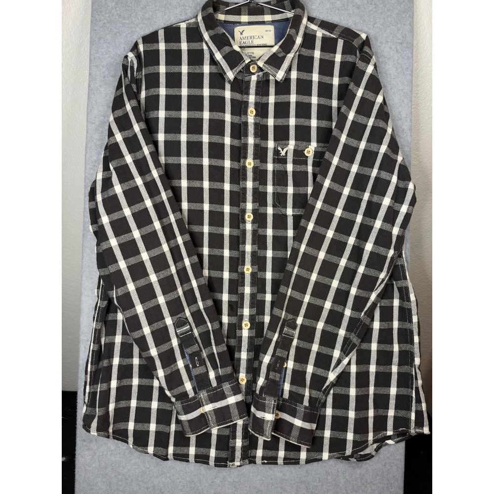 American Eagle Outfitters Mens XXL Black White Plaid Flannel Button Down Shirt